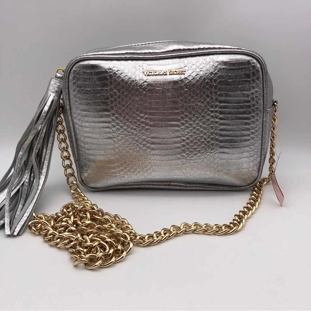 Victorias Secret Women's Silver Snakeskin Crossbody Chain Strap Purse Glam NWT